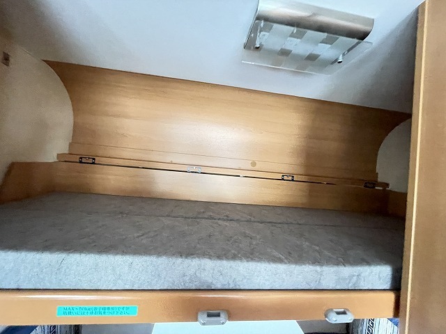 キャンピングカー トレーラー ﾄﾘｶﾞﾉ ｴﾒﾛｰﾄﾞ376 FFﾋｰﾀｰ ﾑｰﾊﾞｰ