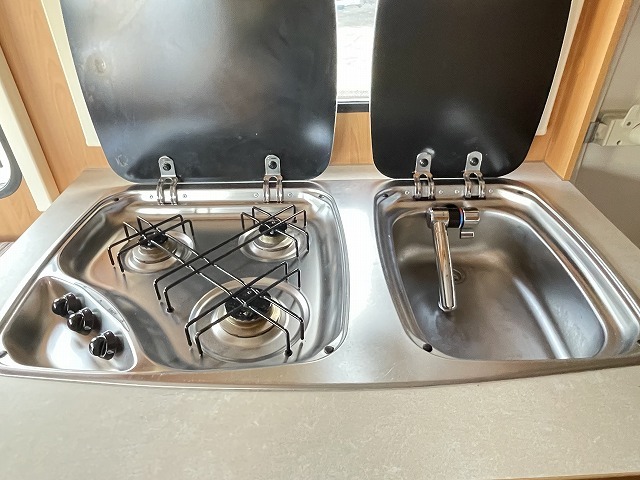 キャンピングカー トレーラー ﾄﾘｶﾞﾉ ｴﾒﾛｰﾄﾞ376 FFﾋｰﾀｰ ﾑｰﾊﾞｰ