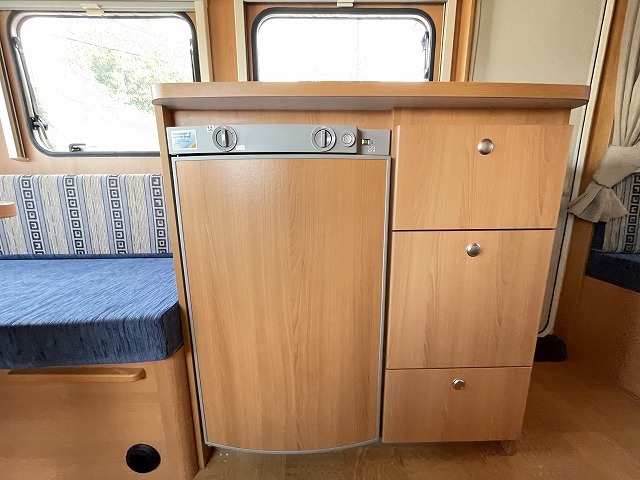 キャンピングカー トレーラー ﾄﾘｶﾞﾉ ｴﾒﾛｰﾄﾞ376 FFﾋｰﾀｰ ﾑｰﾊﾞｰ