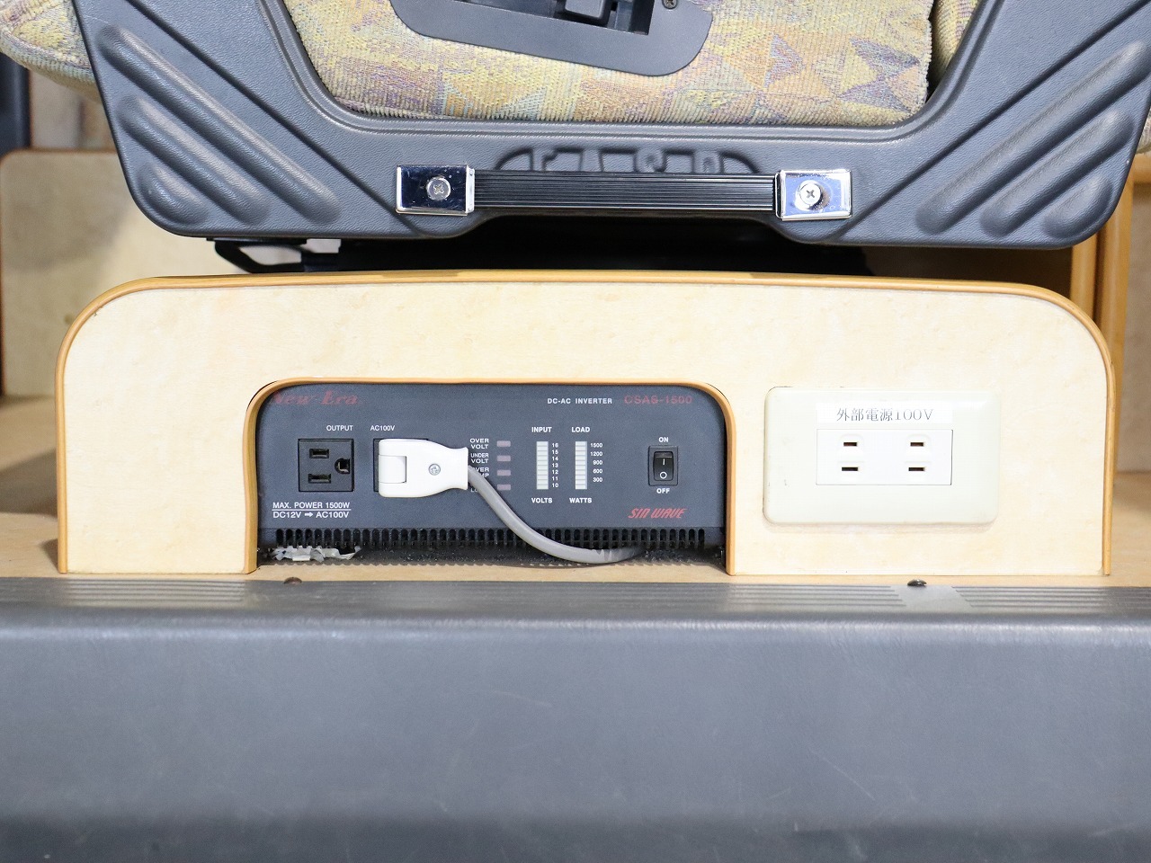 キャンピングカー バンコン ﾊｲｴｰｽ ﾉｰｽﾗｲﾌ 大地 4WD　FF　ｲﾝﾊﾞｰﾀｰ