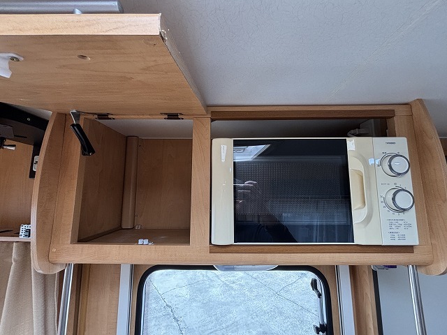 キャンピングカー トレーラー ﾄﾘｶﾞﾉ ｴﾒﾛｰﾄﾞ390