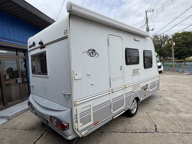 キャンピングカー トレーラー ﾄﾘｶﾞﾉ ｴﾒﾛｰﾄﾞ390