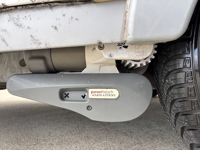 キャンピングカー トレーラー ﾄﾘｶﾞﾉ ｴﾒﾛｰﾄﾞ390