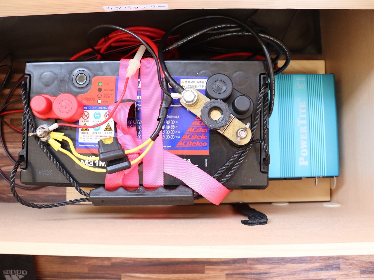 キャンピングカー トレーラー ﾀﾊﾞｰﾄ ｽﾓｰﾙｴｯｸﾞ 牽引免許不要