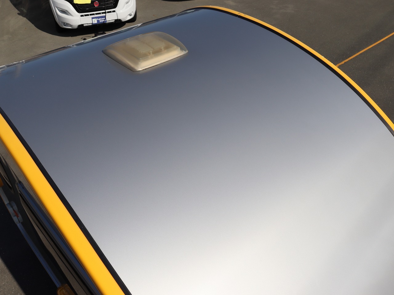 キャンピングカー トレーラー ﾀﾊﾞｰﾄ ｽﾓｰﾙｴｯｸﾞ 牽引免許不要