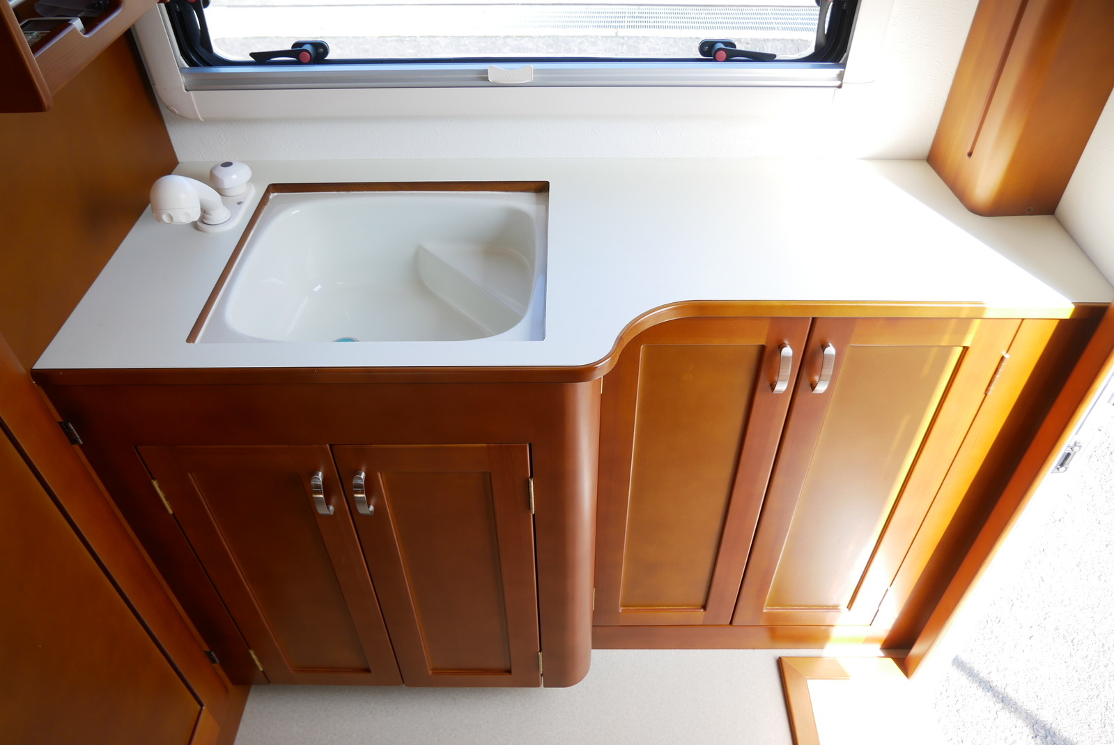 キャンピングカー トレーラー ﾀｺｽ ﾐﾐｰ310 家庭用ｴｱｺﾝ FFﾋｰﾀｰ