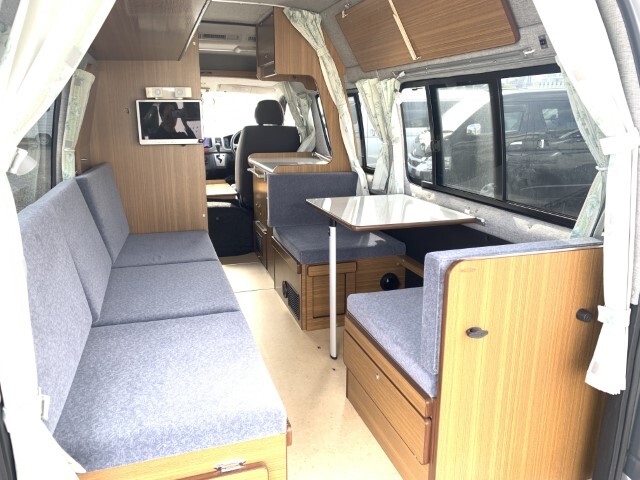 キャンピングカー バンコン ﾘﾝｴｲ ﾊﾞｶﾝﾁｪｽ  1ｵｰﾅｰ FFﾋｰﾀｰ 冷蔵庫