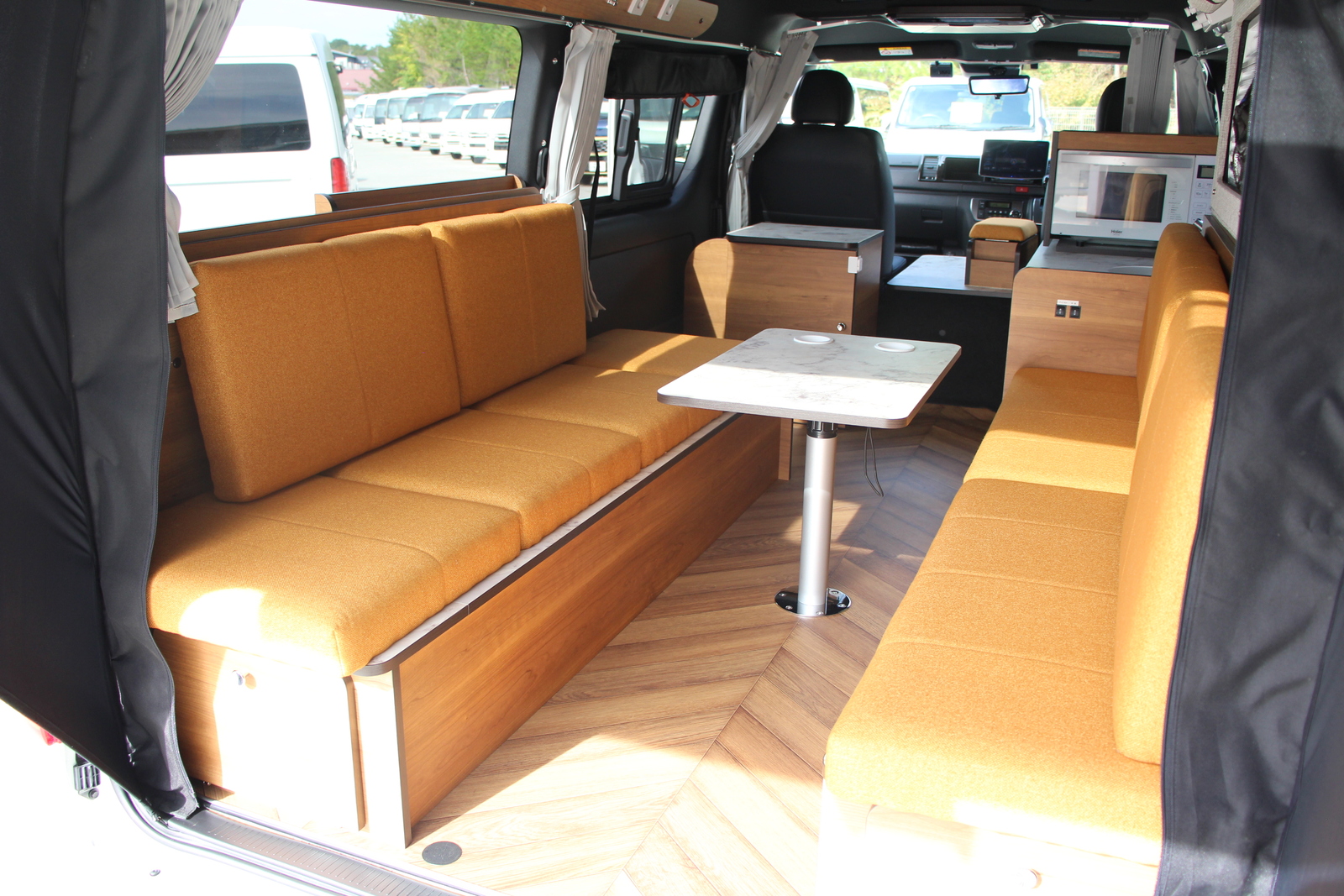 キャンピングカー バンコン ﾊｲｴｰｽ ｽﾍﾟｰｽｷｬﾝﾊﾟｰ ﾀｲﾌﾟｸｰﾙW