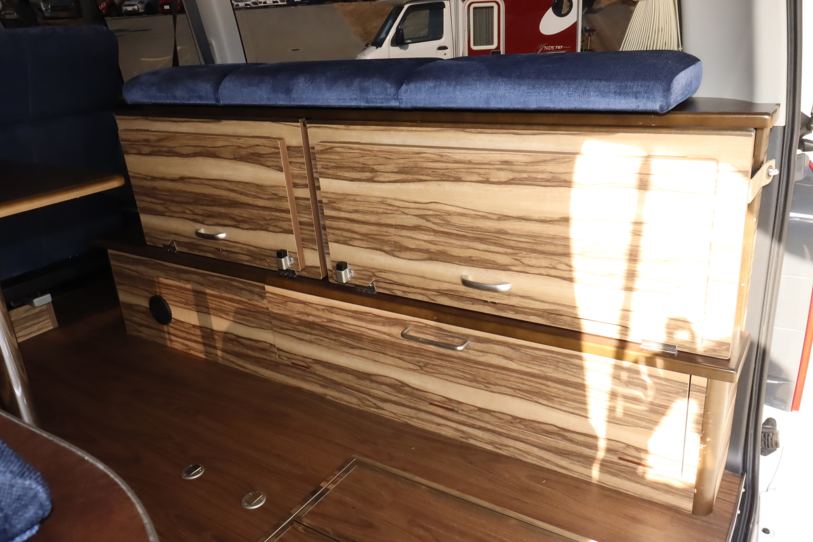 キャンピングカー バンコン ﾊｲｴｰｽ ｹｲﾜｰｸｽ ｸﾗｼｯｸﾊﾞﾝ FFﾋｰﾀｰ