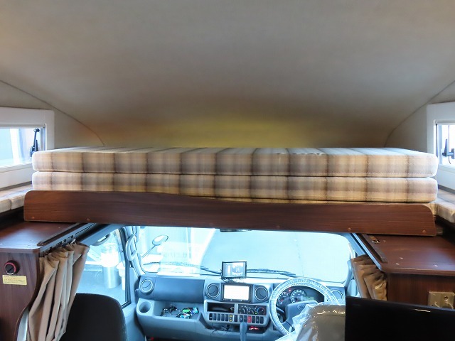 キャンピングカー キャブコン ｶﾑﾛｰﾄﾞ ﾊﾞﾝﾃｯｸ ｼﾞﾙ令和ED 4WD