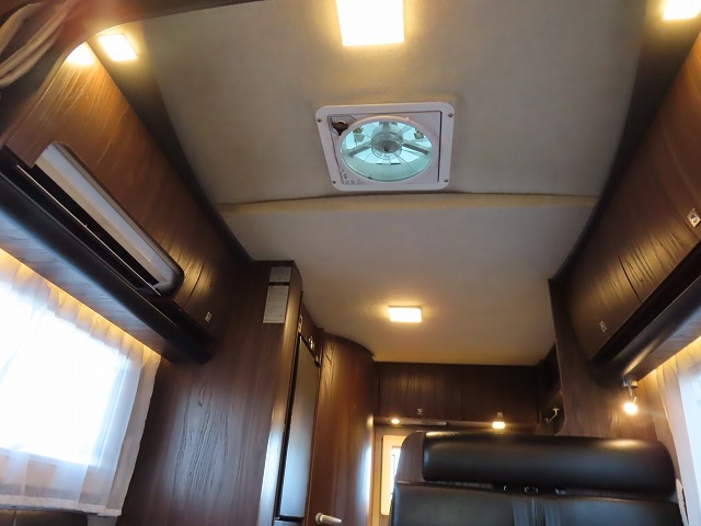 キャンピングカー キャブコン ｶﾑﾛｰﾄﾞ ﾊﾞﾝﾃｯｸ ｼﾞﾙ令和ED 4WD