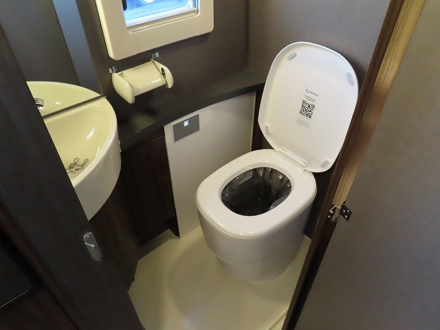 キャンピングカー キャブコン ｶﾑﾛｰﾄﾞ ﾊﾞﾝﾃｯｸ ｼﾞﾙ令和ED 4WD