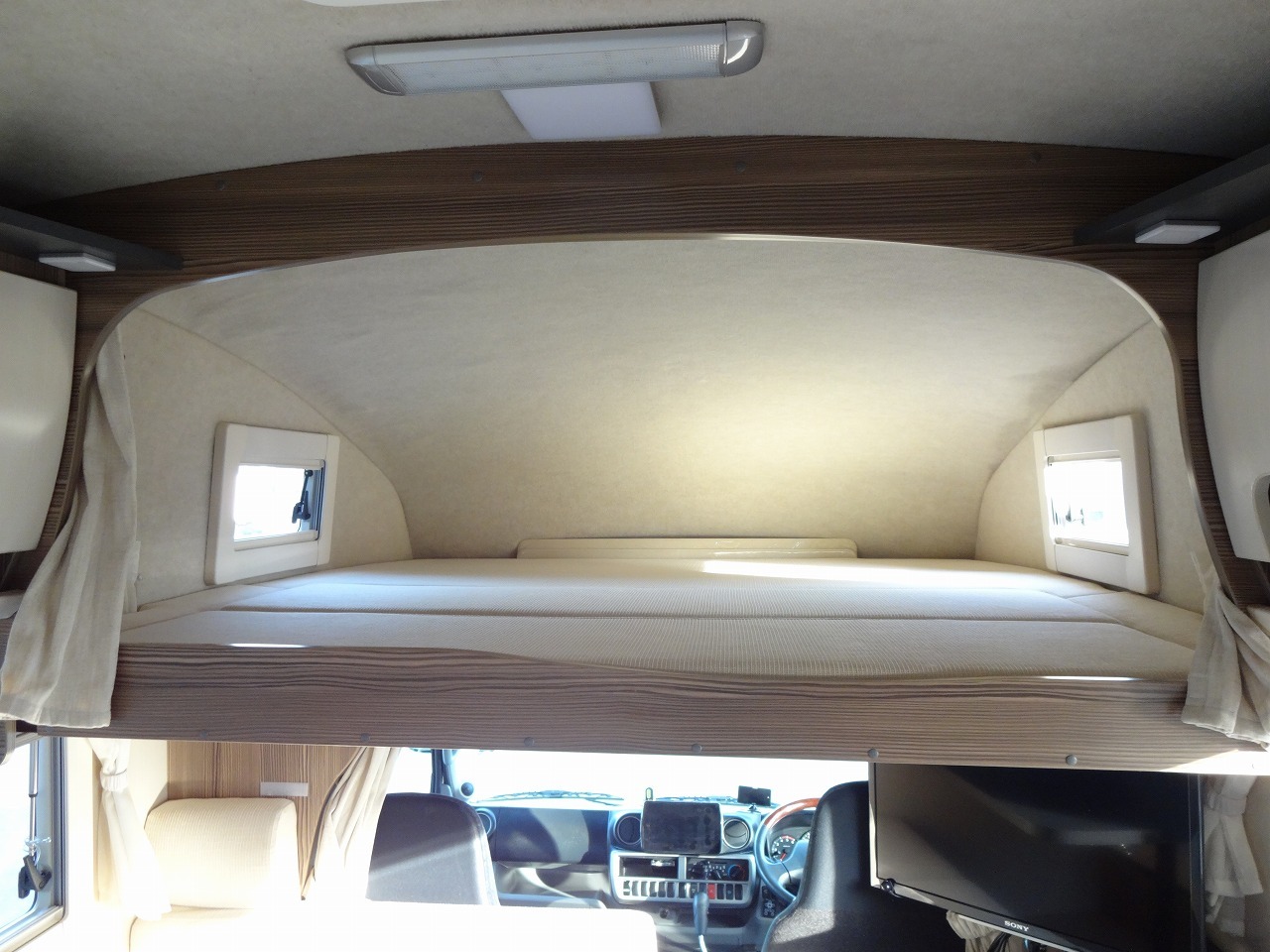 キャンピングカー キャブコン ｶﾑﾛｰﾄﾞ ﾊﾞﾝﾃｯｸ ｼﾞﾙ 4WD　家ｴｱｺﾝ