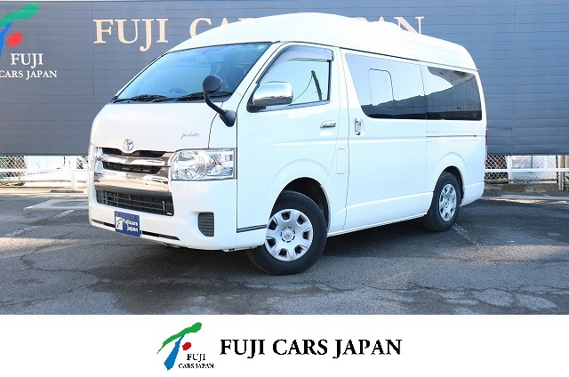 キャンピングカー バンコン ハイエース レクビィ ポシェット DT　4WD