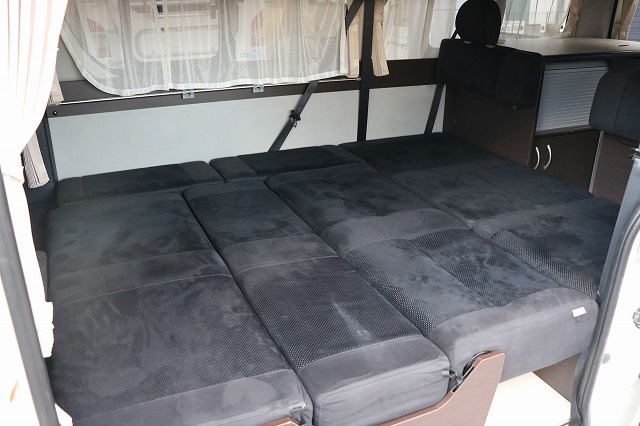 キャンピングカー バンコン ﾊｲｴｰｽ ﾚｸﾋﾞｨ ﾎﾟｼｪｯﾄ DT　4WD