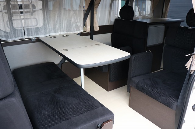 キャンピングカー バンコン ﾊｲｴｰｽ ﾚｸﾋﾞｨ ﾎﾟｼｪｯﾄ DT　4WD