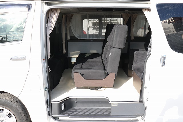 キャンピングカー バンコン ﾊｲｴｰｽ ﾚｸﾋﾞｨ ﾎﾟｼｪｯﾄ DT　4WD