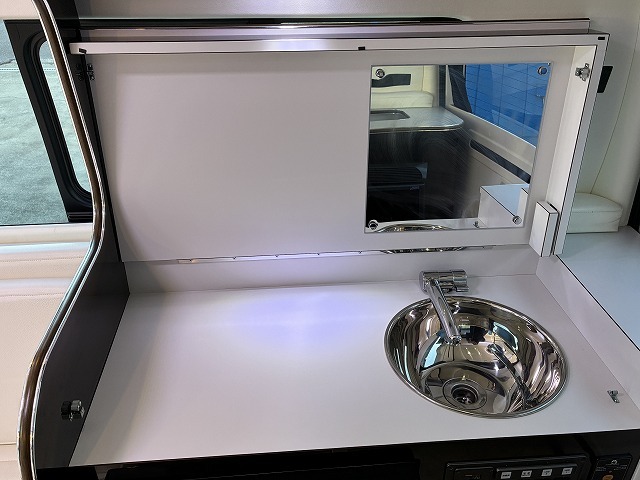 キャンピングカー バンコン ﾊｲｴｰｽ ｾｶﾝﾄﾞﾊｳｽ ｸﾞﾚｲｽﾌﾟﾚﾐｱﾑ