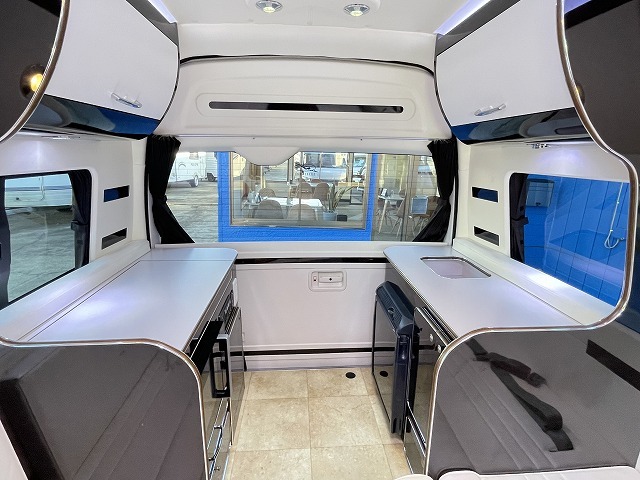 キャンピングカー バンコン ﾊｲｴｰｽ ｾｶﾝﾄﾞﾊｳｽ ｸﾞﾚｲｽﾌﾟﾚﾐｱﾑ