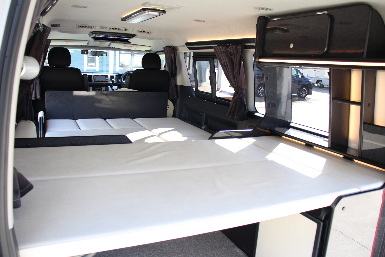 キャンピングカー バンコン ﾊｲｴｰｽ FOCS DS-L