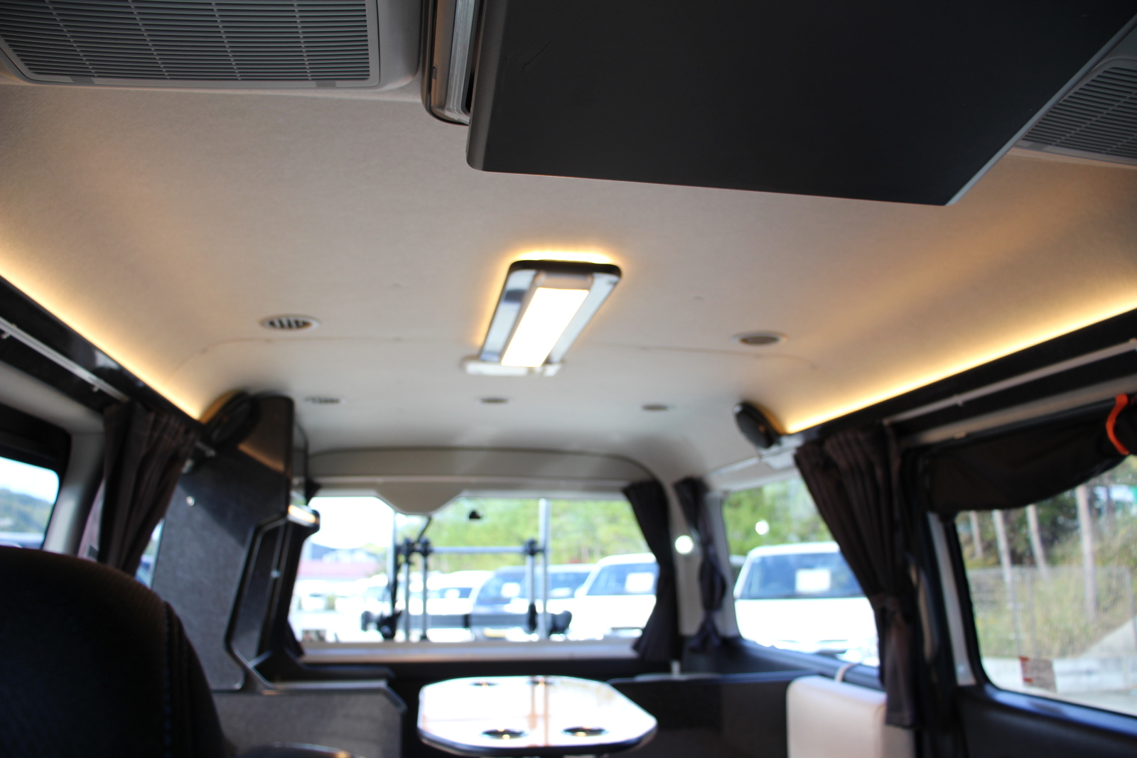 キャンピングカー バンコン ﾊｲｴｰｽ FOCS DS-L