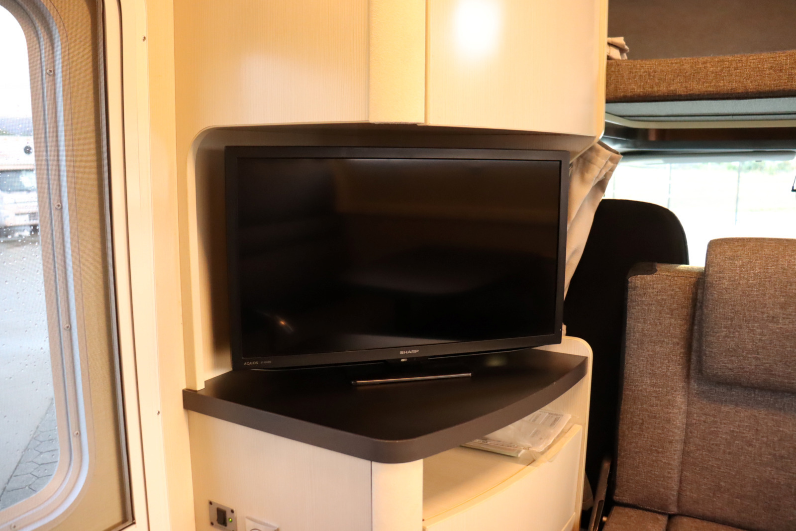 キャンピングカー キャブコン ｶﾑﾛｰﾄﾞ ﾊﾞﾝﾃｯｸｼﾞﾙﾉｰﾌﾞﾙ 家ｴｱｺﾝ4WD