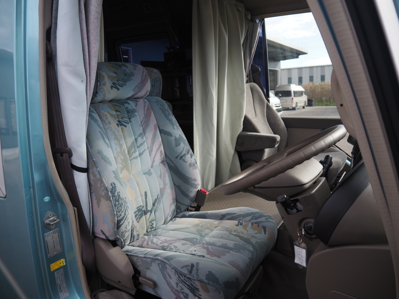 キャンピングカー バスコン ｺｰｽﾀｰ ﾄﾖﾀ ｷｬﾝﾋﾟﾝｸﾞｻﾙｰﾝ NoxPM適合