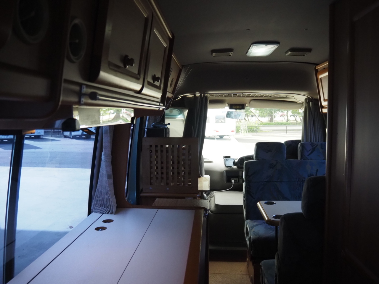 キャンピングカー バスコン ｺｰｽﾀｰ ﾄﾖﾀ ｷｬﾝﾋﾟﾝｸﾞｻﾙｰﾝ NoxPM適合