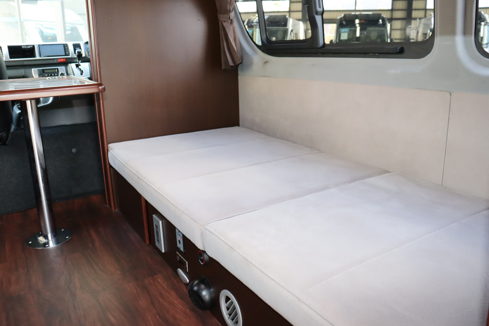 キャンピングカー バンコン ﾊｲｴｰｽ OMC 北斗　FFﾋｰﾀｰ