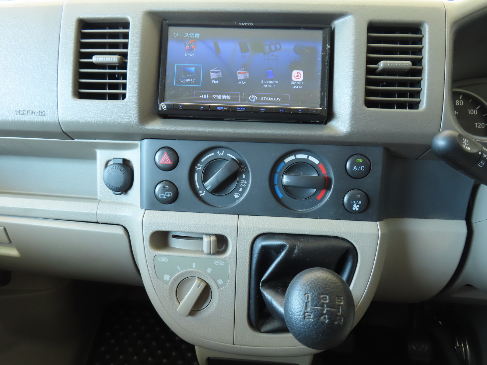 キャンピングカー 軽キャンパー ｴﾌﾞﾘｲ ｵｰﾄﾜﾝ ﾋﾟｯｺﾛ 5MT 4WD