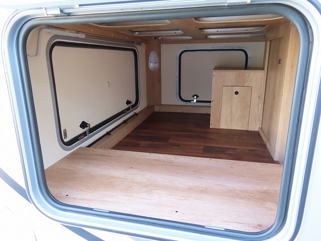 キャンピングカー キャブコン ｶﾑﾛｰﾄﾞ ﾅｯﾂRV ｸﾚｱ5.3Xｴﾎﾞﾘｭｰｼｮﾝ