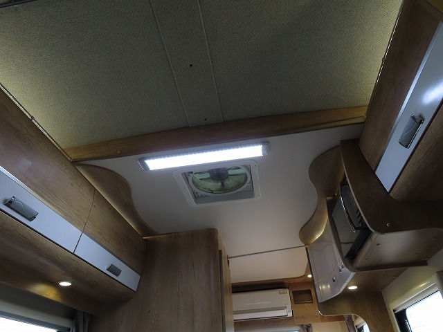 キャンピングカー キャブコン ｶﾑﾛｰﾄﾞ ﾅｯﾂRV ｸﾚｱ5.3Xｴﾎﾞﾘｭｰｼｮﾝ