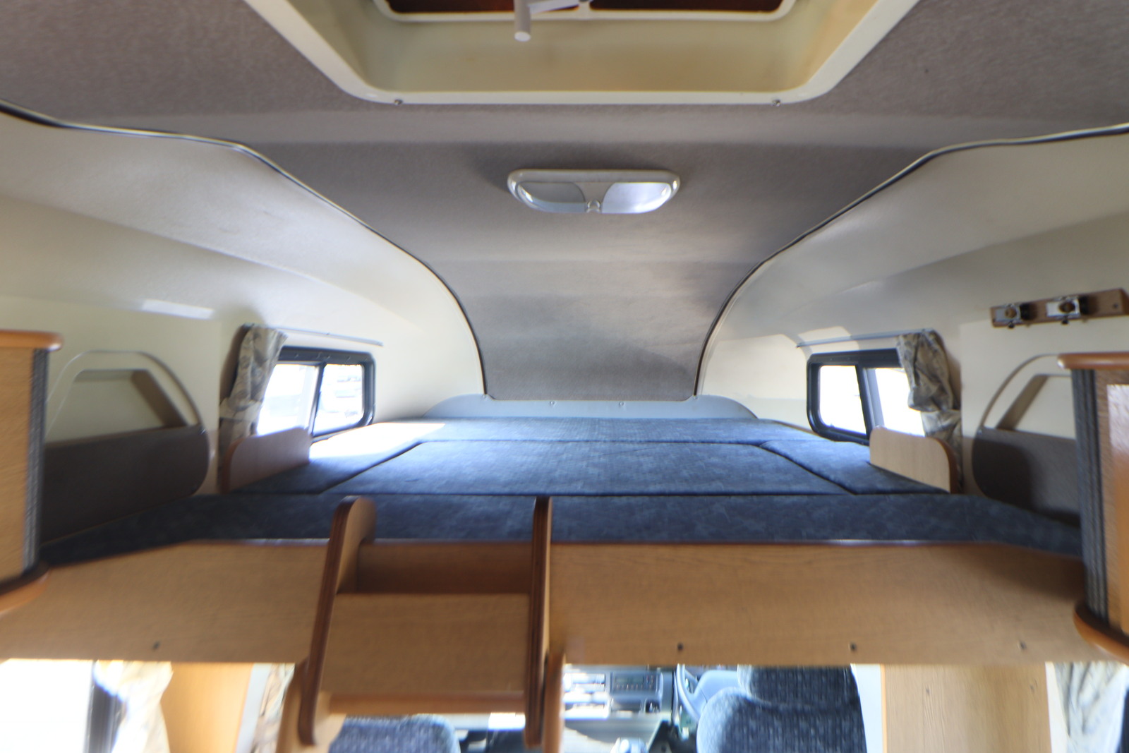 キャンピングカー キャブコン ｴﾙﾌ ﾖｺﾊﾏﾓｰﾀｰｾｰﾙｽ ﾚｯｸｽﾄﾗﾝｽﾀｰ