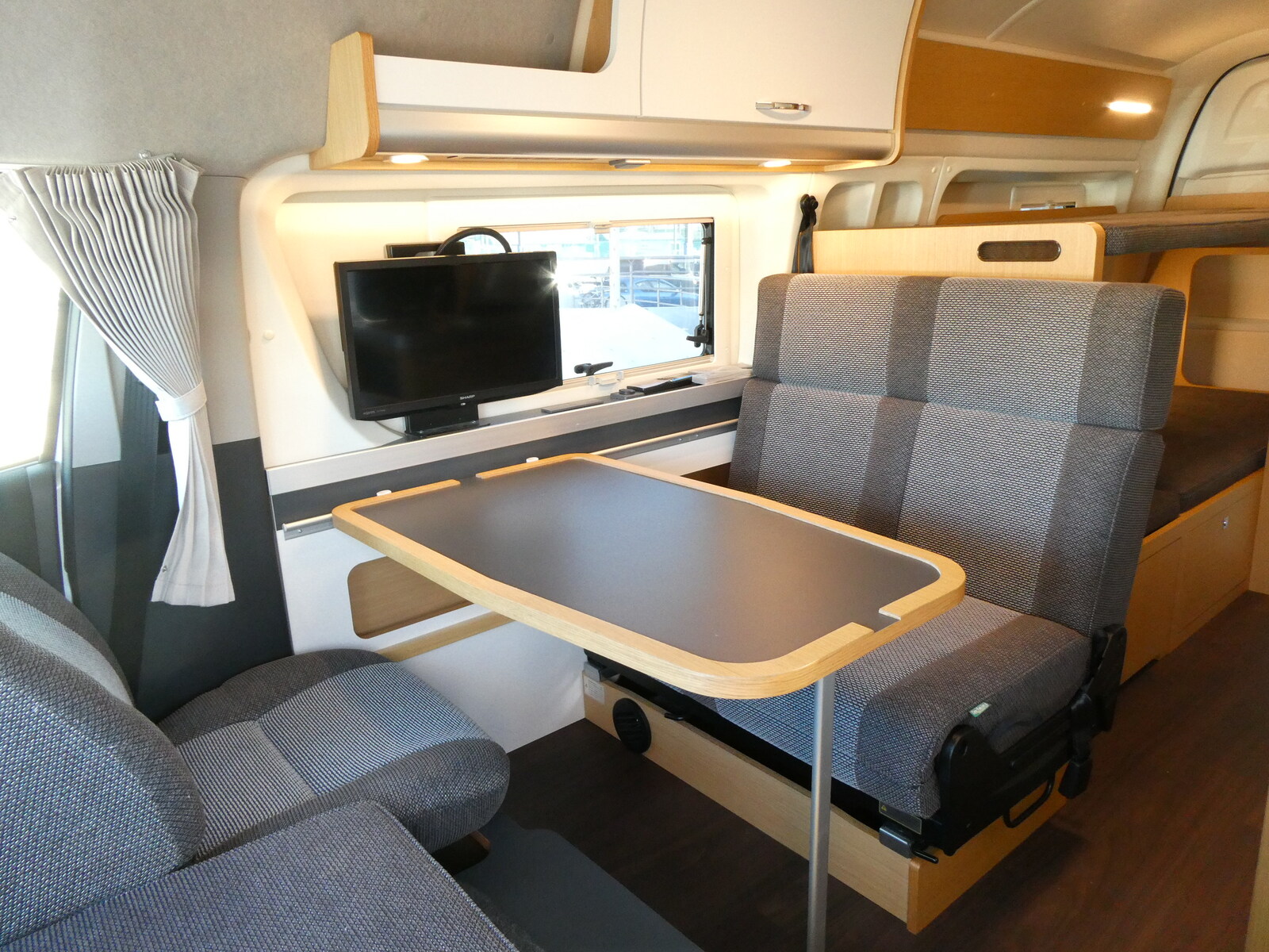 キャンピングカー バンコン ﾄｲﾌｧｸﾄﾘｰ ｱﾙｺｰﾊﾞｸﾞﾗﾝﾃﾞ　家庭用ｴｱｺﾝ