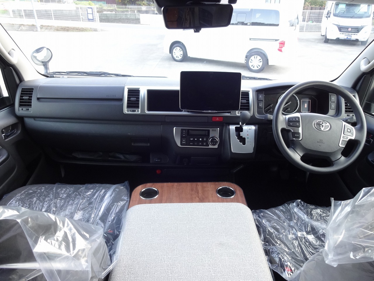 キャンピングカー バンコン ﾊｲｴｰｽ FOCS DS-F 4WD FFﾋｰﾀｰ