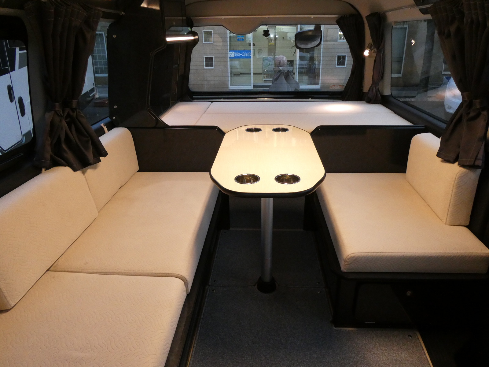 キャンピングカー バンコン ﾊｲｴｰｽ FOCS DS-L