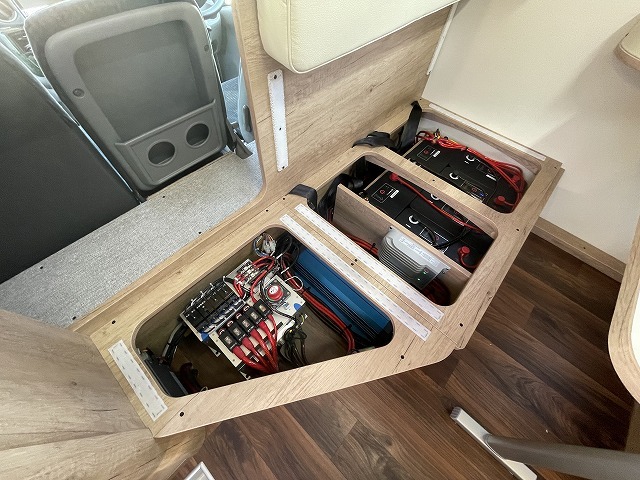 キャンピングカー キャブコン ｶﾑﾛｰﾄﾞ ﾅｯﾂRV ｸﾚｱ5.3XﾊｲﾊﾟｰｴﾎﾞⅢ