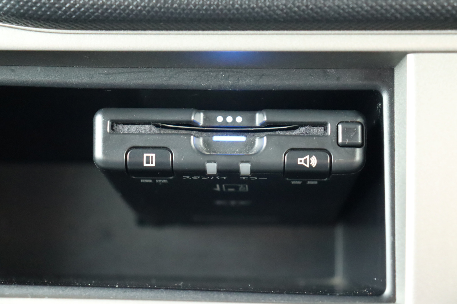 キャンピングカー キャブコン ｶﾑﾛｰﾄﾞﾅｯﾂRVｸﾚｱ5.3Wｴﾎﾞﾘｭｰｼｮﾝ4WD