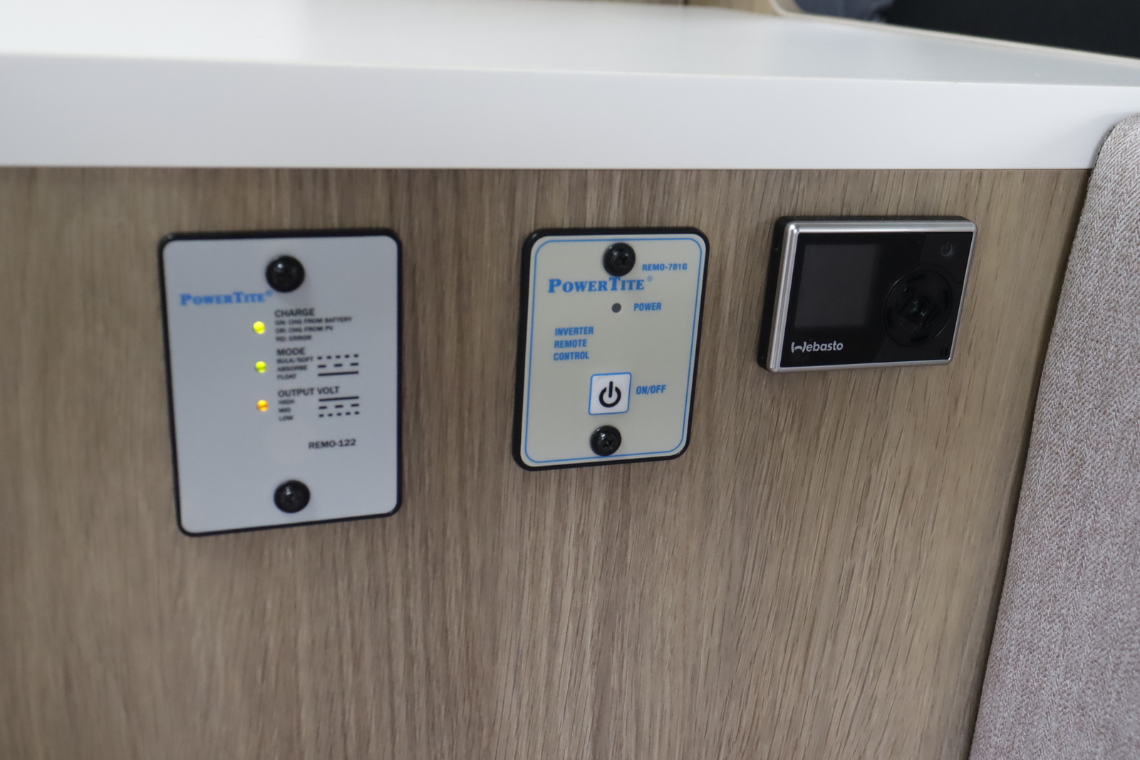 キャンピングカー キャブコン ｶﾑﾛｰﾄﾞ ｷｬﾝﾊﾟｰ厚木 ﾊﾟﾋﾟｰ480