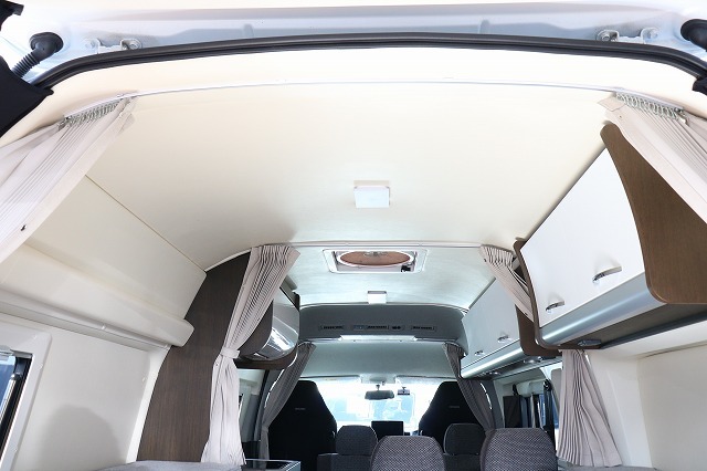 キャンピングカー バンコン ﾊｲｴｰｽ ﾄｲﾌｧｸﾄﾘｰﾊﾞｰﾃﾞﾝｸﾞﾗﾝﾃﾞ 4WD