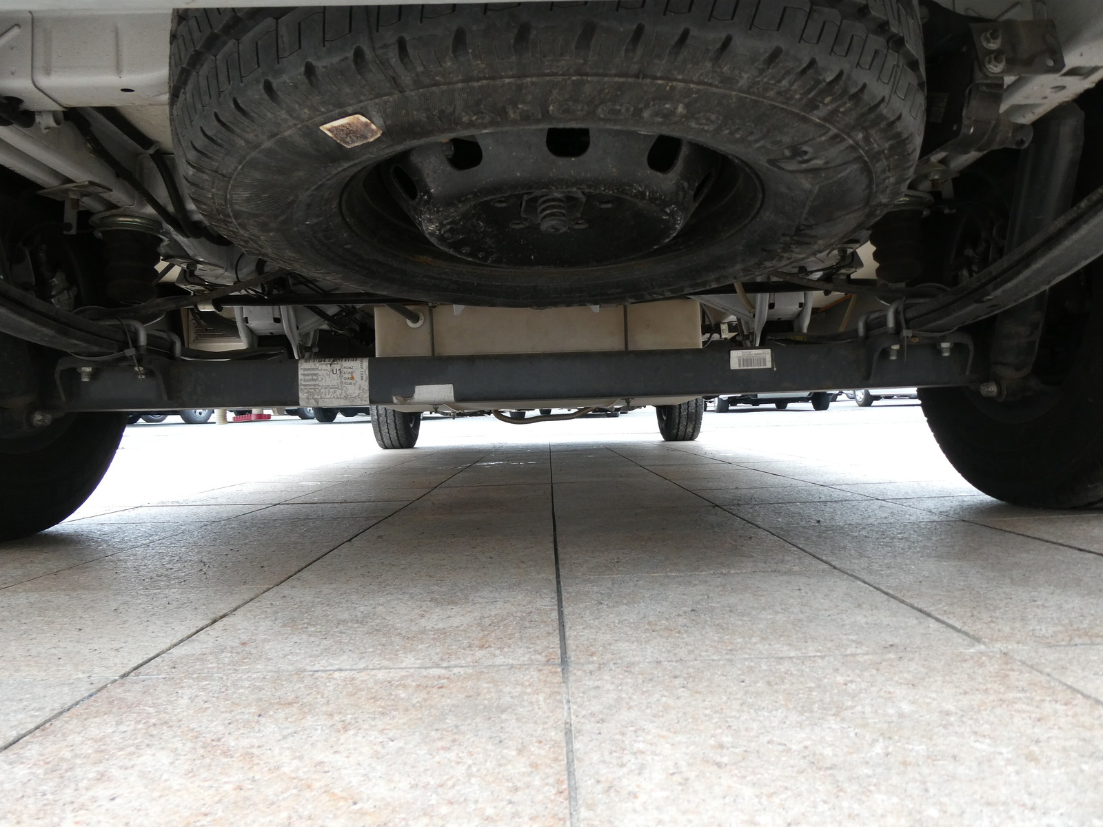 キャンピングカー バンコン ｴｰｽｷｬﾗﾊﾞﾝ ｴｰｽ565　9AT　2.3L