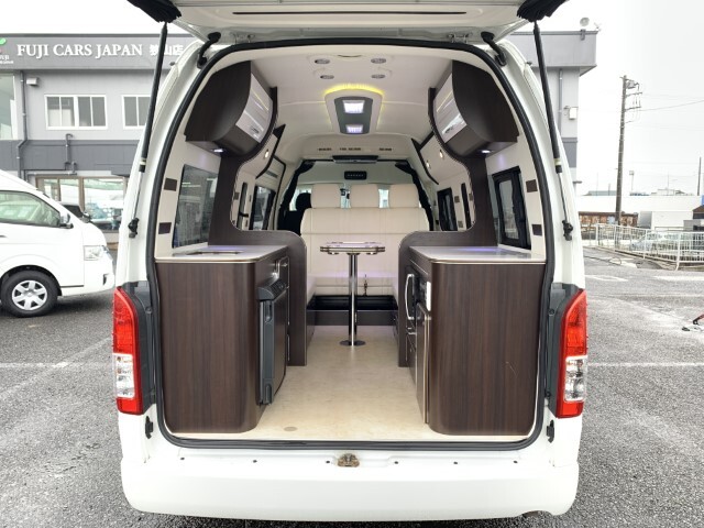 キャンピングカー バンコン ｾｶﾝﾄﾞﾊｳｽ ｸﾞﾚｲｽﾌﾟﾚﾐｱﾑ 4WD ﾚﾝﾀUP