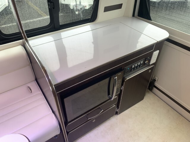 キャンピングカー バンコン ｾｶﾝﾄﾞﾊｳｽ ｸﾞﾚｲｽﾌﾟﾚﾐｱﾑ 4WD ﾚﾝﾀUP