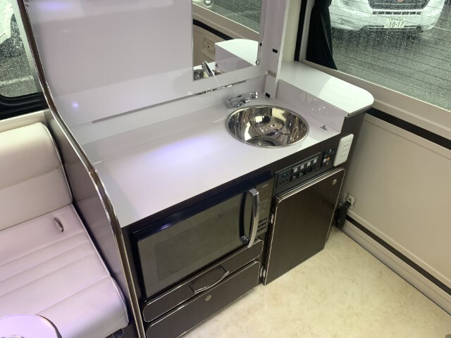 キャンピングカー バンコン ｾｶﾝﾄﾞﾊｳｽ ｸﾞﾚｲｽﾌﾟﾚﾐｱﾑ 4WD ﾚﾝﾀUP