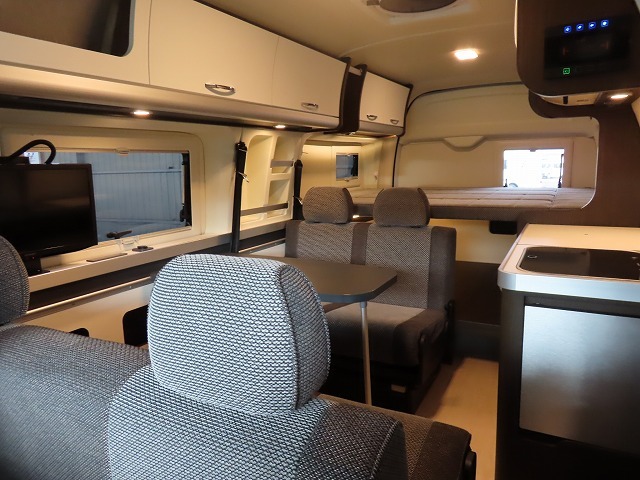 キャンピングカー バンコン ﾊｲｴｰｽﾄｲﾌｧｸﾄﾘｰﾊﾞｰﾃﾞﾝｸﾞﾗﾝﾃﾞ家ｴｱｺﾝ