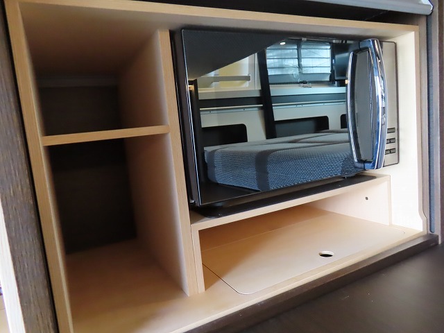 キャンピングカー バンコン ﾊｲｴｰｽﾄｲﾌｧｸﾄﾘｰﾊﾞｰﾃﾞﾝｸﾞﾗﾝﾃﾞ家ｴｱｺﾝ