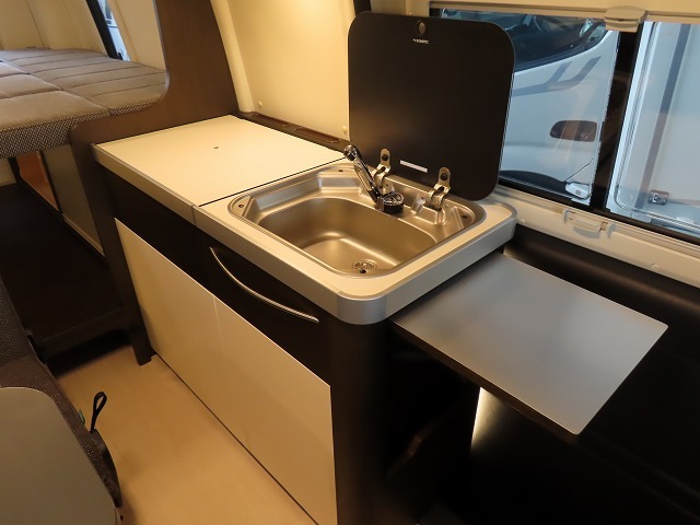 キャンピングカー バンコン ﾊｲｴｰｽﾄｲﾌｧｸﾄﾘｰﾊﾞｰﾃﾞﾝｸﾞﾗﾝﾃﾞ家ｴｱｺﾝ