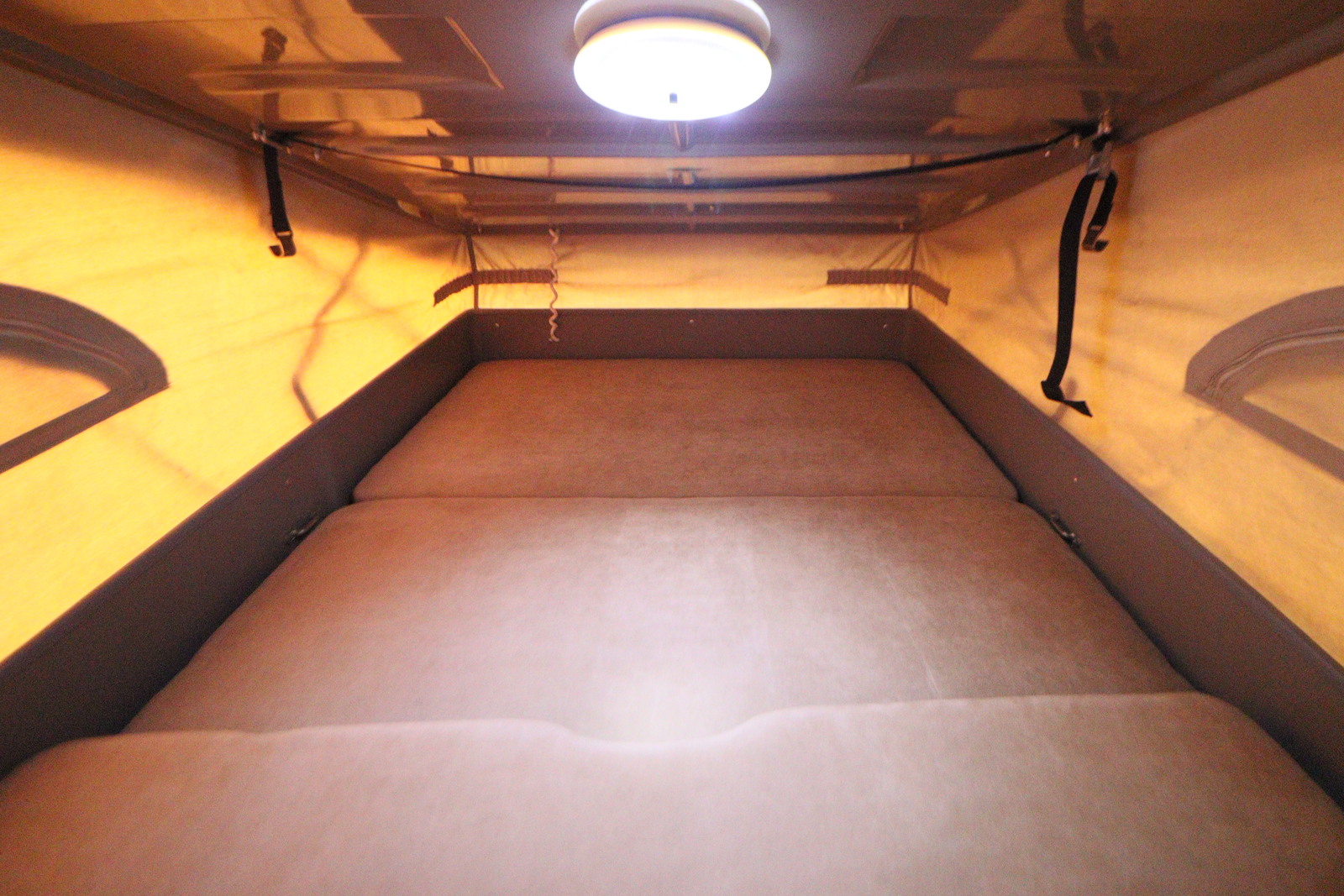 キャンピングカー 軽キャンパー ｴﾌﾞﾘｲ ﾌｨｰﾙﾄﾞﾗｲﾌ ｺﾝｸﾞ ﾘﾌﾄｱｯﾌﾟ改