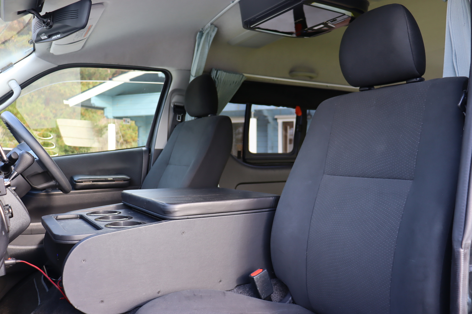 キャンピングカー バンコン ﾊｲｴｰｽ ﾄﾖﾀﾃｯｸｽ Pｷｭｰﾌﾞﾌﾟﾗｽﾈｵ