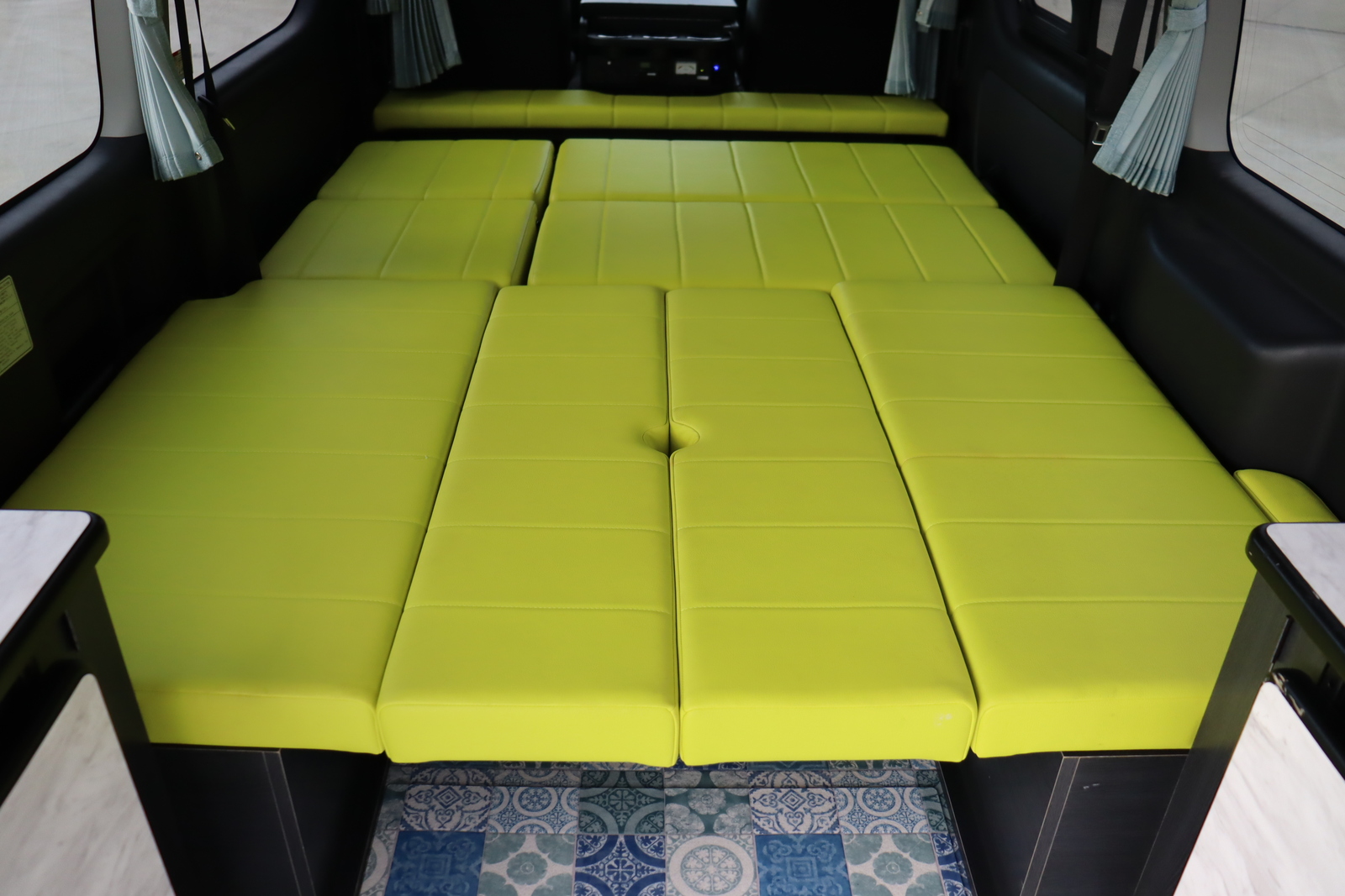 キャンピングカー バンコン ﾊｲｴｰｽ ﾄﾖﾀﾃｯｸｽ Pｷｭｰﾌﾞﾌﾟﾗｽﾈｵ